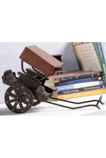Black Solid Wood Showpiece Black Solid Wood Showpiece
